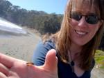 Kim was insane and picked up a bee. Kim was insane and picked up a bee.